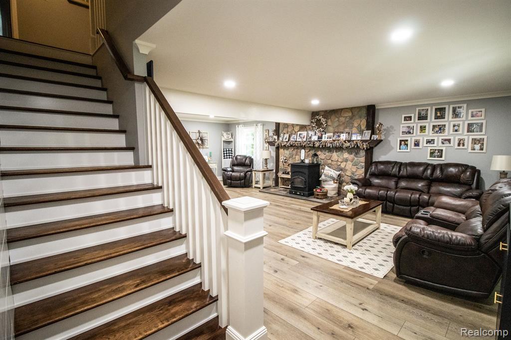 4585 East Burt Road Birch Run, MI 48415 - Photo 4 of 98