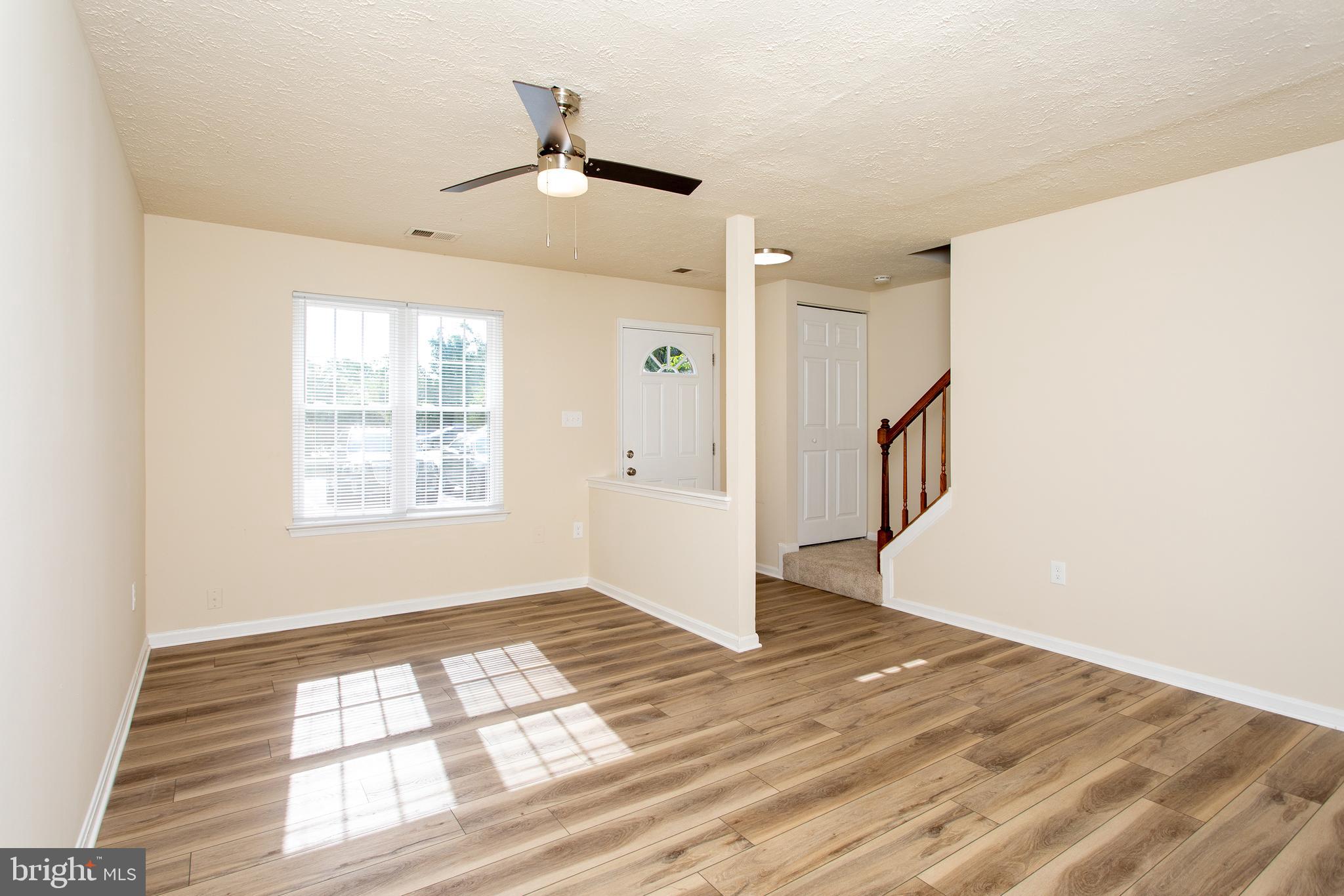 3 Riverside Run Drive Indian Head, MD 20640 - Photo 4 of 35 Living Room
