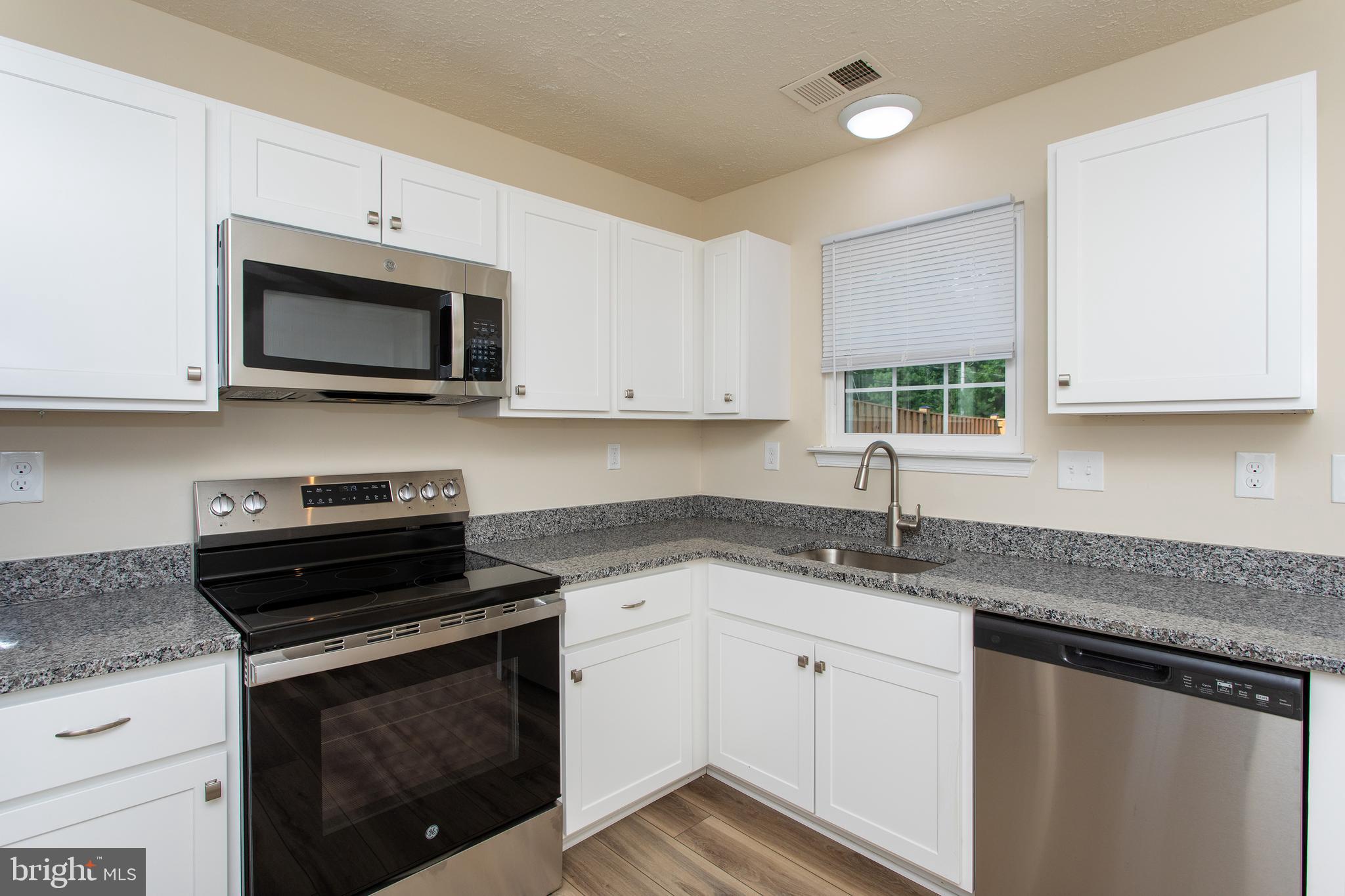 3 Riverside Run Drive Indian Head, MD 20640 - Photo 10 of 35 Kitchen