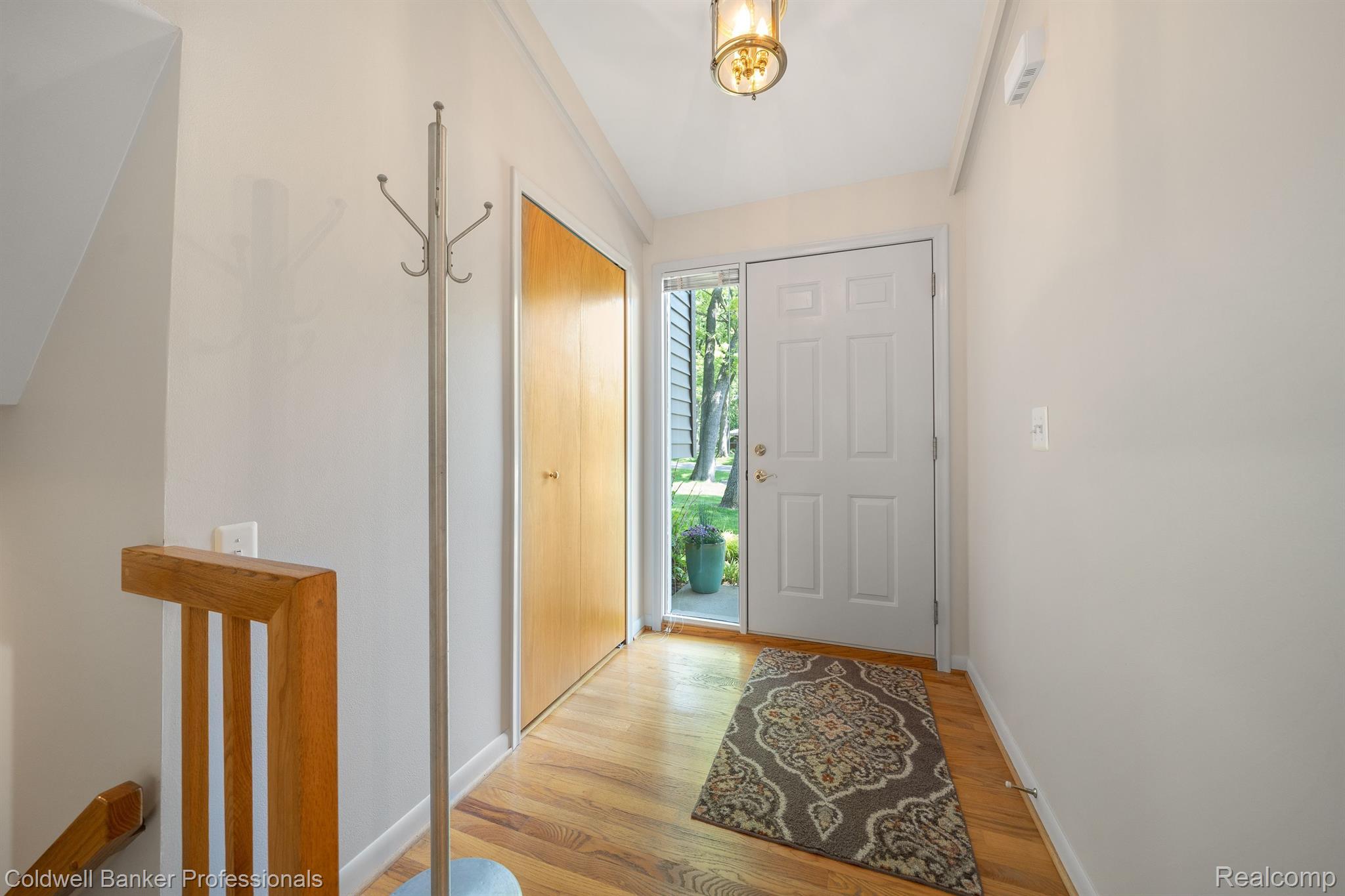 278 East Maryknoll Road Rochester, MI 48309 - Photo 4 of 44 Gallery Image 4
