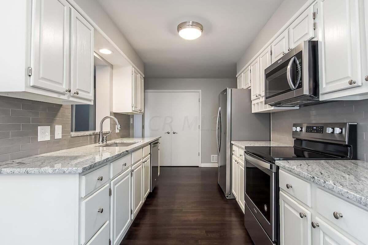 2242 Wickliffe Road Columbus, OH 43221 - Photo 14 of 41 20181031163218934083000000-o