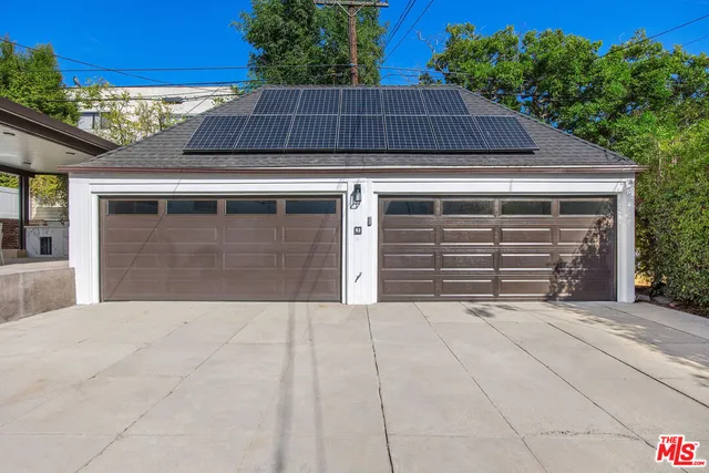 $4,099,000 | 832 South Plymouth Boulevard, Los Angeles, CA 90005