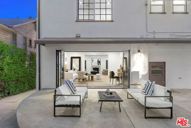 $4,099,000 | 832 South Plymouth Boulevard, Los Angeles, CA 90005