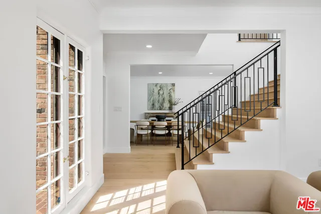 $4,099,000 | 832 South Plymouth Boulevard, Los Angeles, CA 90005