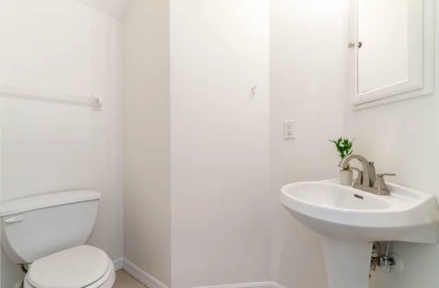 $3,000 | 107 Mar Brisa Court, Unit U107, Satellite Beach, FL 32937