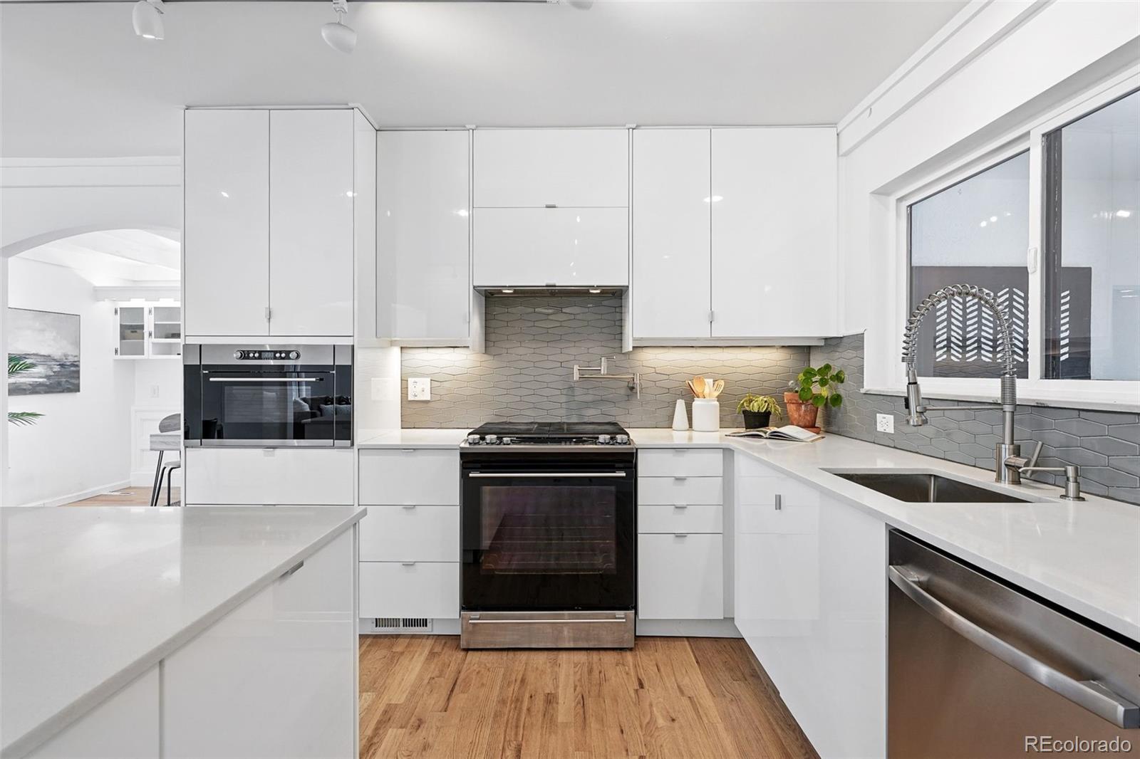 2675 South Eudora Street Denver, CO 80222 - Photo 7 of 49