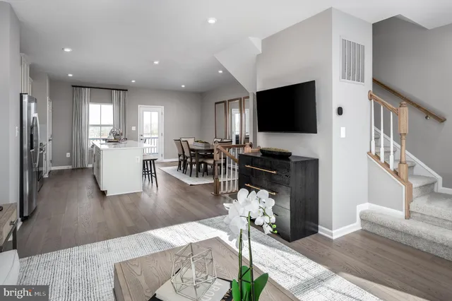 $425,185 | 12131 Landings Boulevard, Unit 202, Berlin, MD 21811