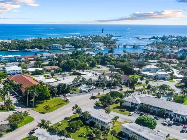 $350,000 | 2755 Northeast 28th Avenue, Unit C2, Lighthouse Point, FL 33064