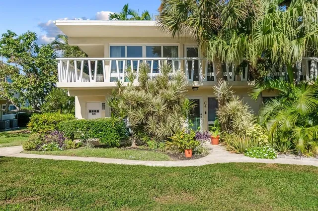 $350,000 | 2755 Northeast 28th Avenue, Unit C2, Lighthouse Point, FL 33064