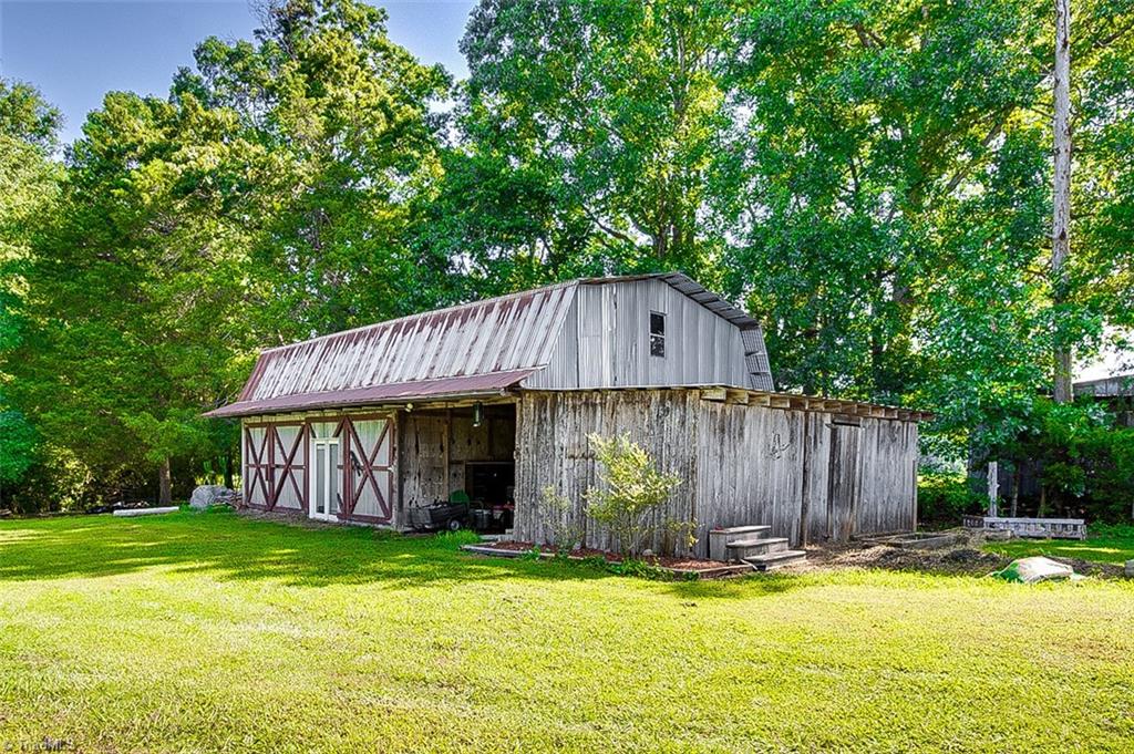 4387 Young Road Asheboro, NC 27205 - Photo 6 of 30