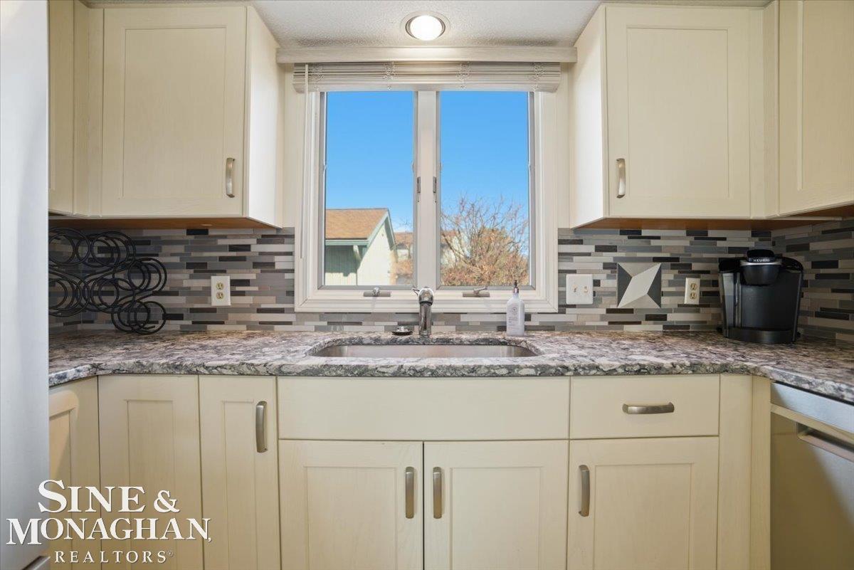 1715 River Road, Unit 44 St. Clair, MI 48079 - Photo 8 of 43