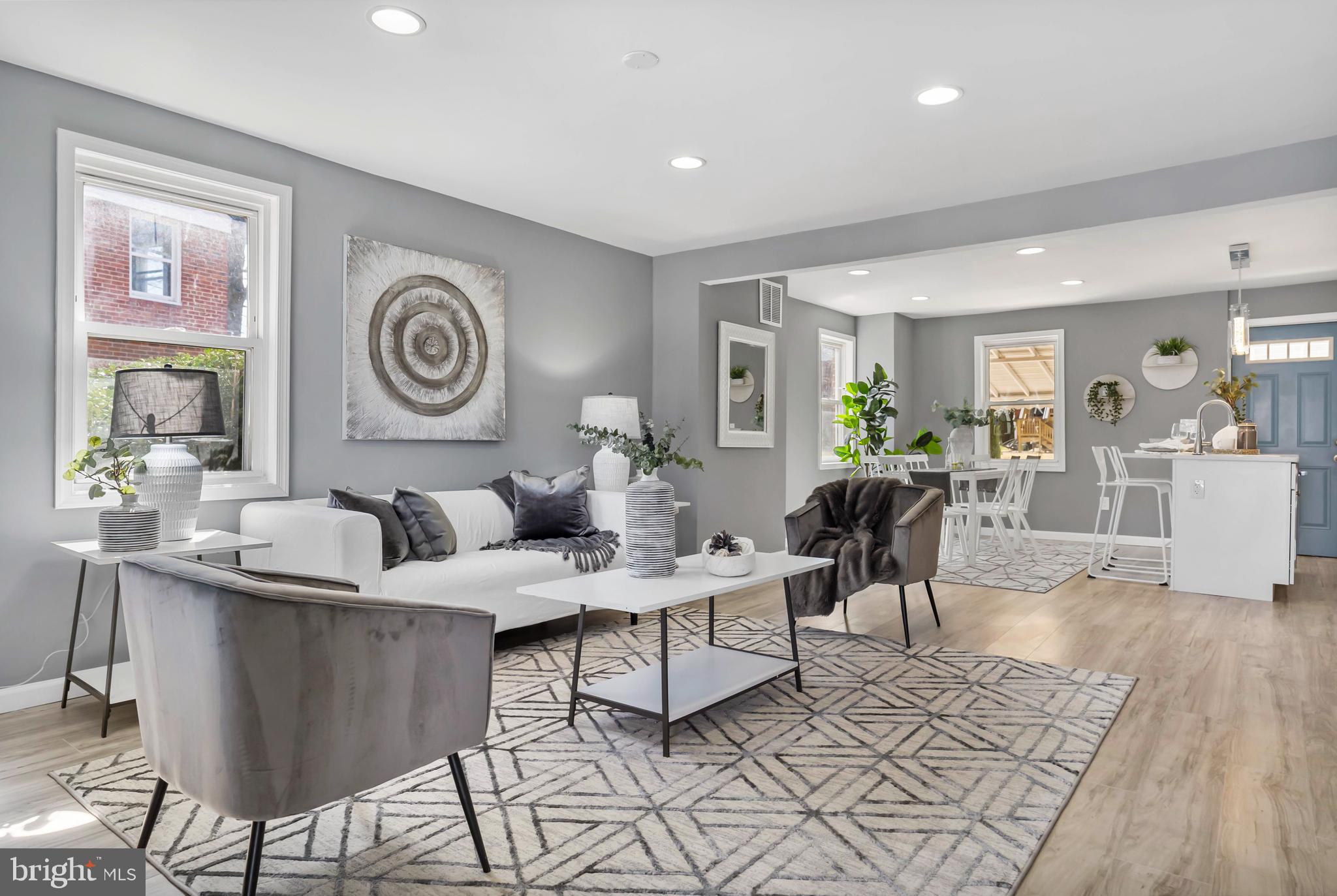 1047 Reverdy Road Baltimore, MD 21212 - Photo 5 of 29 Enjoy Spacious Living
