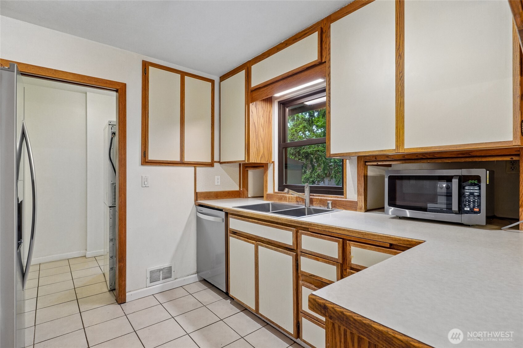 4223 Robin Road West University Place, WA 98466 - Photo 15 of 39 Gallery Image 15