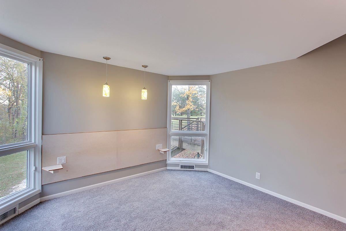 8140 Buck Ridge Road Cedar Falls, IA 50613 - Photo 18 of 27 Gallery Image 18