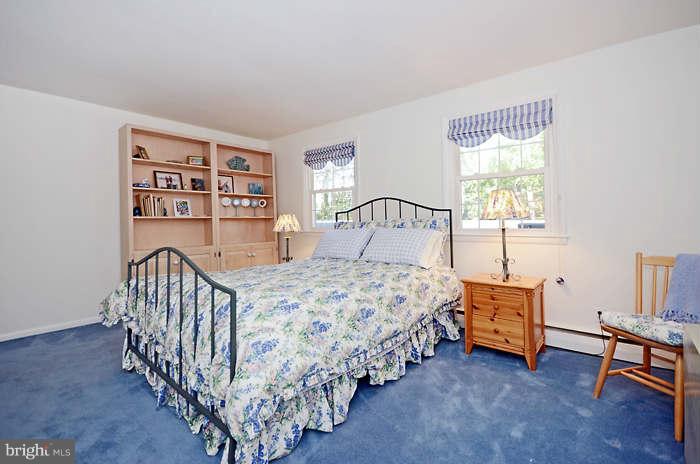 918 Army Road Baltimore, MD 21204 - Photo 21 of 29 Bedroom