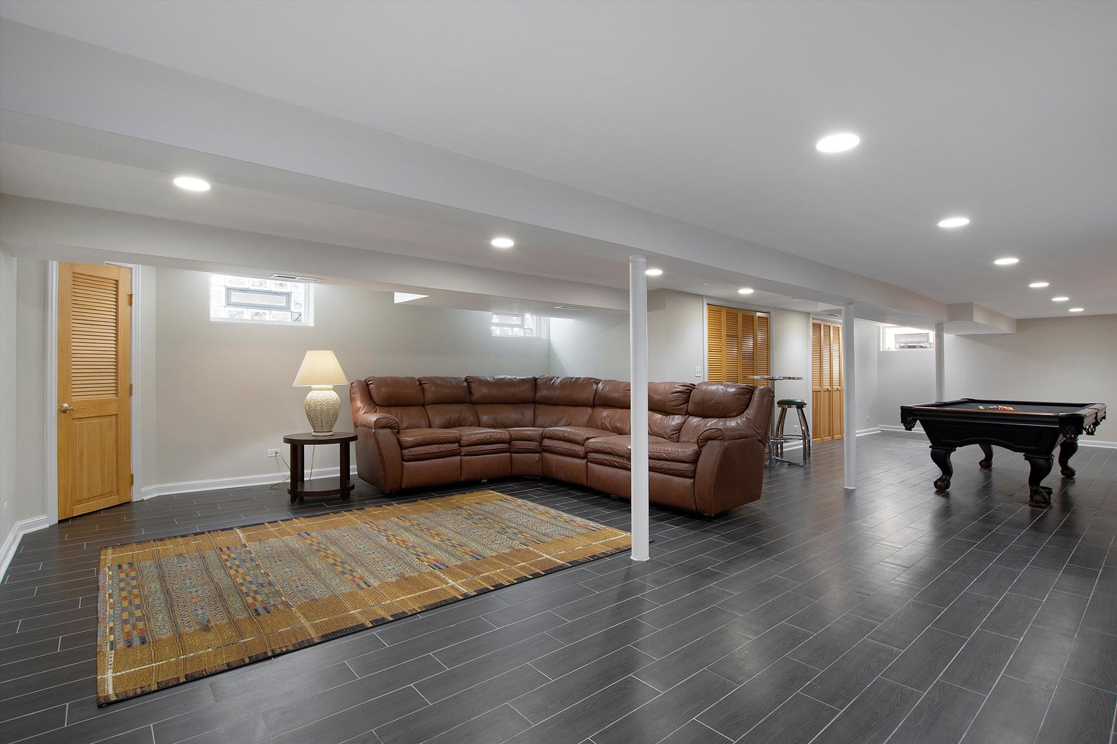 1017 Kent Avenue Park Ridge, IL 60068 - Photo 27 of 36 Gallery Image 27