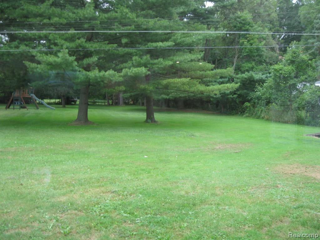16705 Merriman Road Livonia, MI 48154 - Photo 39 of 51 IMG_2456.JPG