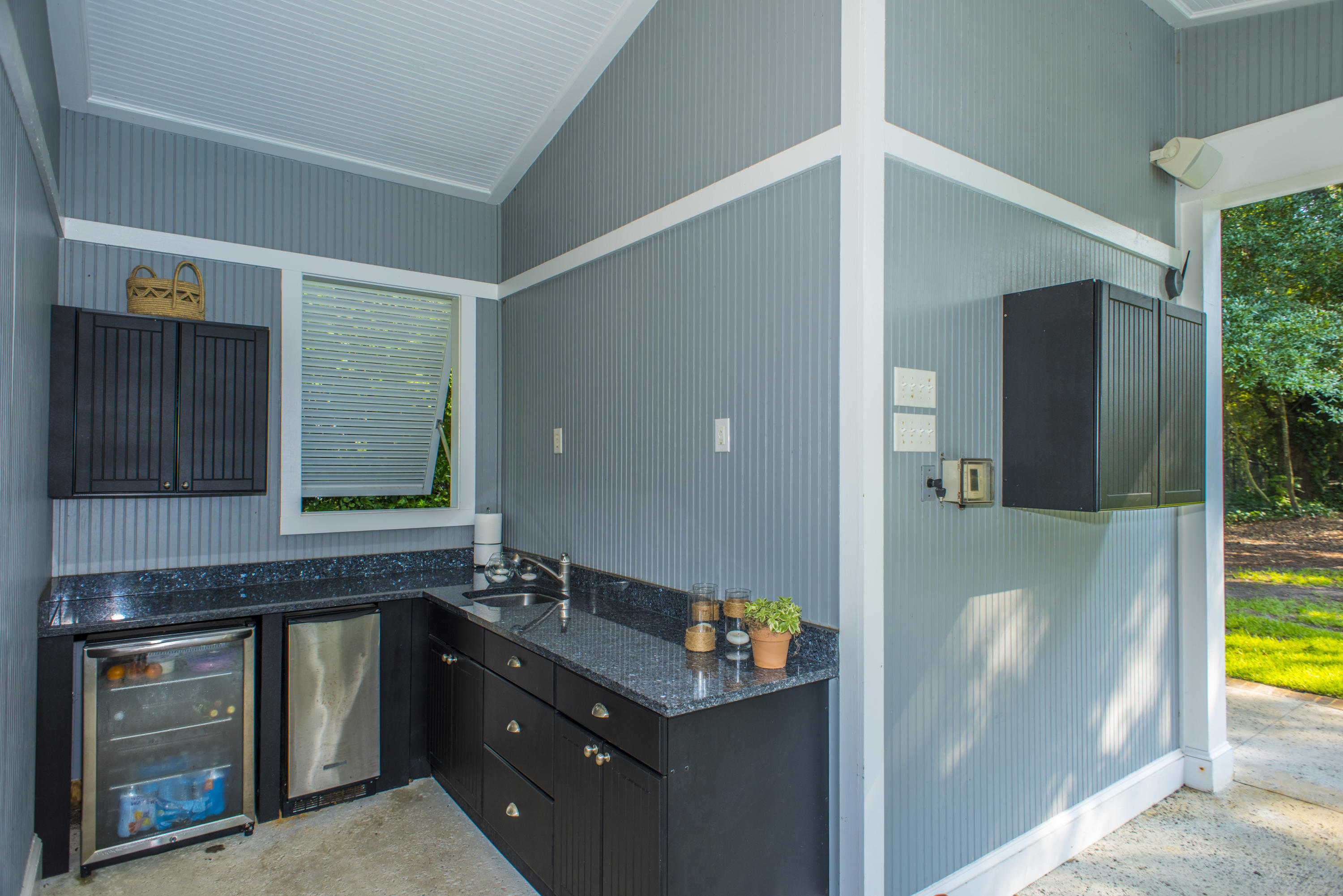 1465 Winton Road Mount Pleasant, SC 29464 - Photo 10 of 15 Outdoor Kitchen