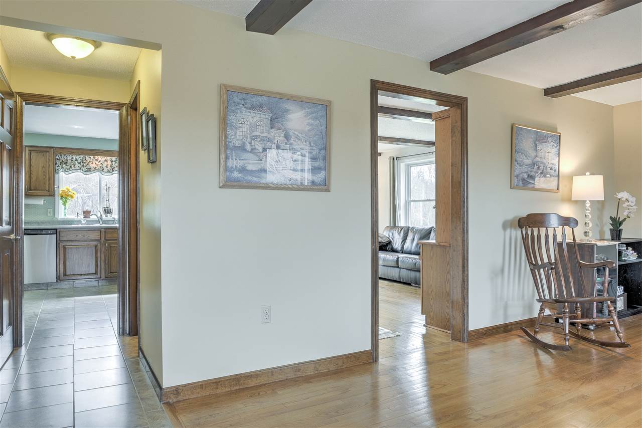 464 Chapman Road Keene, NH 03431 - Photo 6 of 39