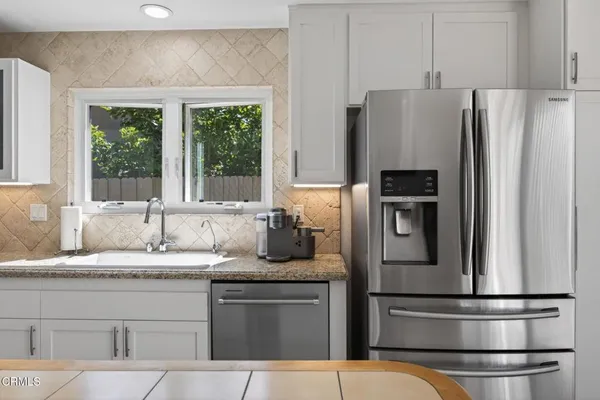$843,000 | 5072 Via Calderon, Camarillo, CA 93012
