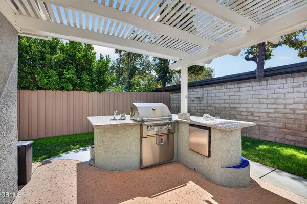 $843,000 | 5072 Via Calderon, Camarillo, CA 93012