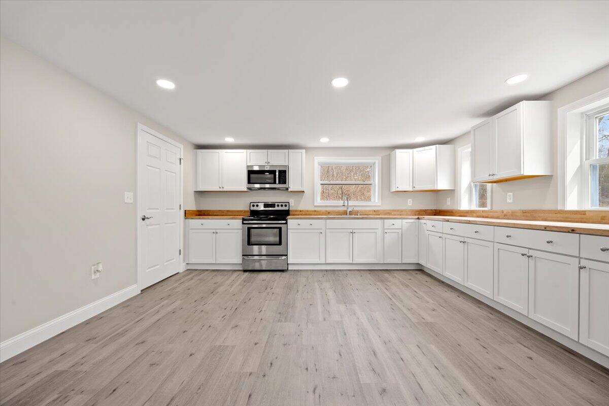 184 Jackson Road Waldoboro, ME 04572 - Photo 10 of 50 184 Jackson Road