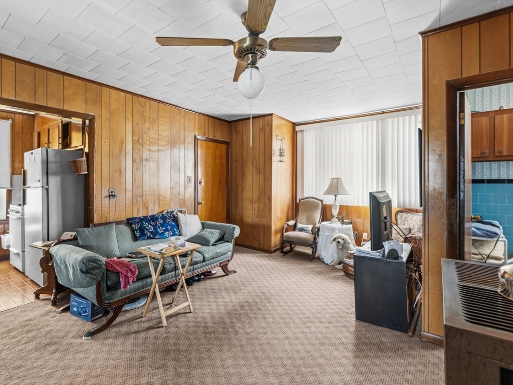 430 William Street Fall River, MA 02721 - Photo 12 of 42