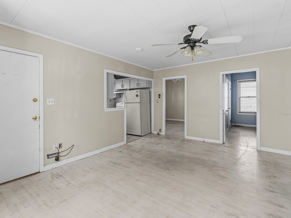 430 William Street Fall River, MA 02721 - Photo 18 of 42