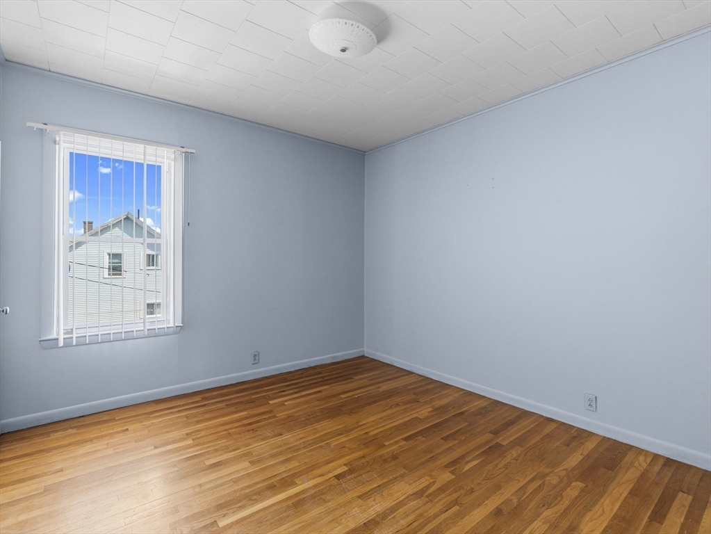 430 William Street Fall River, MA 02721 - Photo 29 of 42