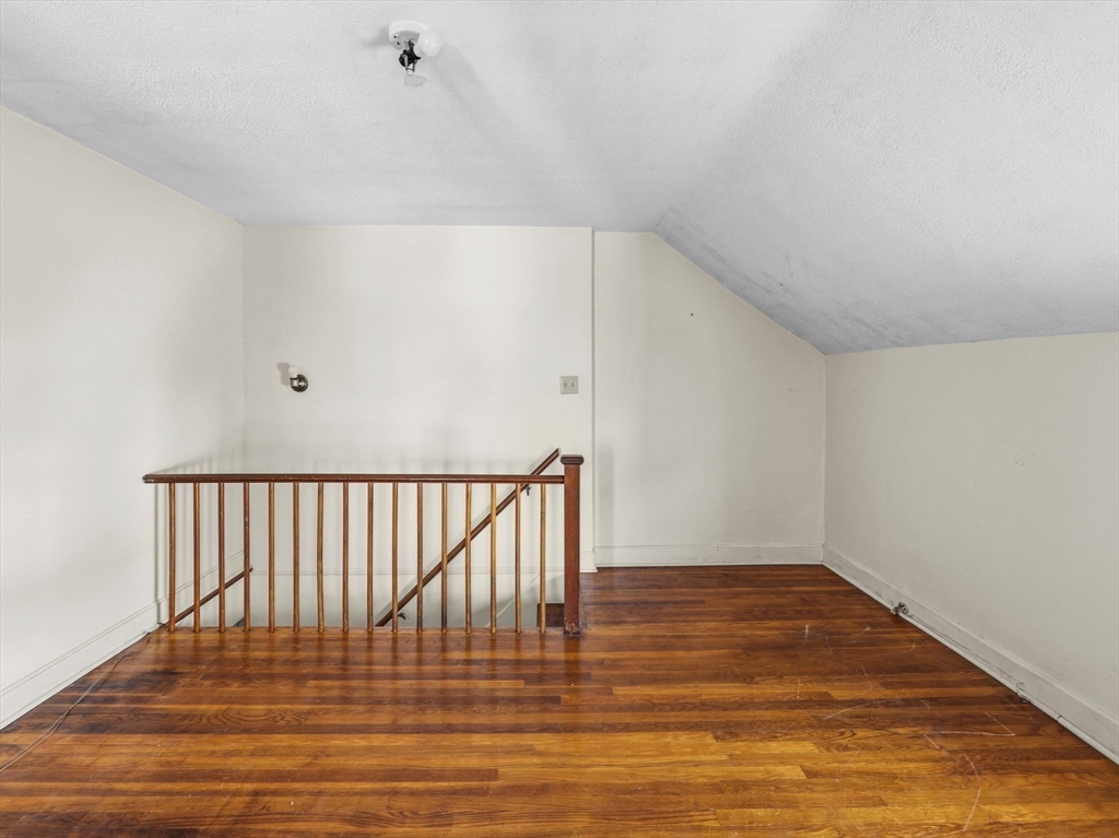 430 William Street Fall River, MA 02721 - Photo 30 of 42