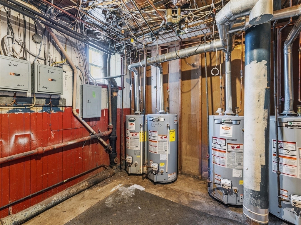 430 William Street Fall River, MA 02721 - Photo 39 of 42