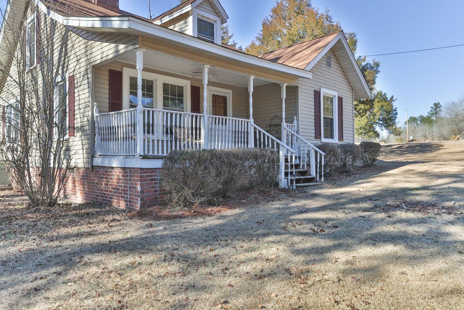 445 Graham Bridge Road Rockingham, NC 28379 - Photo 4 of 35 1O8A8925_preview.jpeg