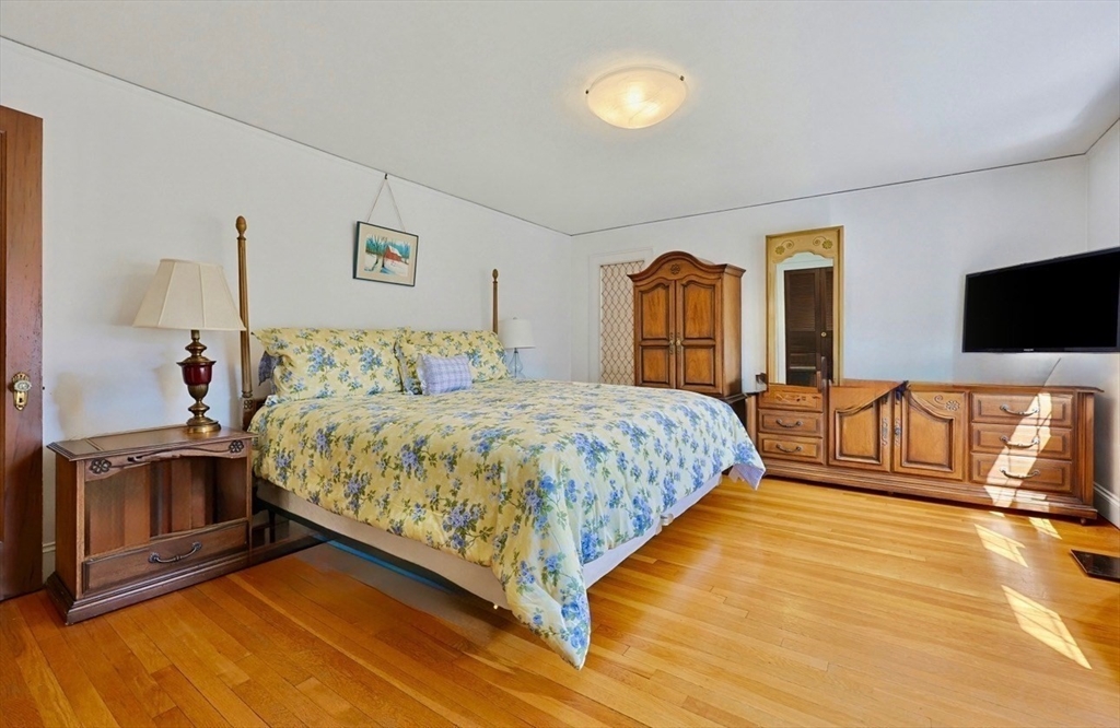 33 Princess Road Newton, MA 02465 - Photo 35 of 42