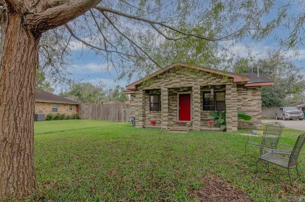 $117,300 | 53580 Ware Street, White Castle, LA 70788