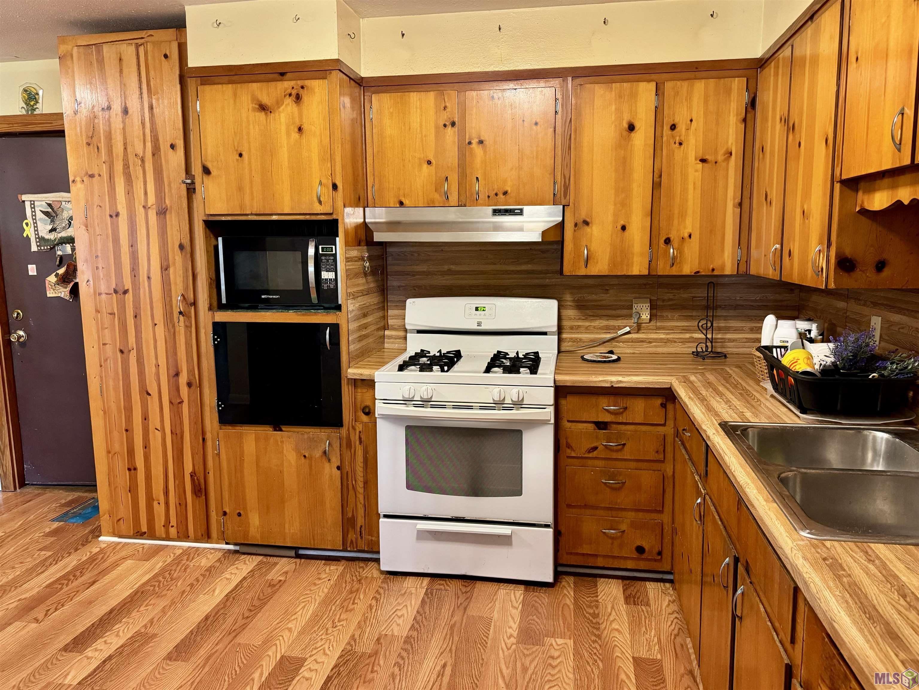 1303 Middle Road Bayou Vista, LA 70380 - Photo 6 of 21 Gallery Image 6