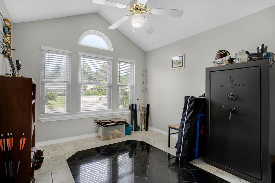 318 Pelham Road Fort Walton Beach, FL 32547 - Photo 18 of 21 20250529195207162548000000-o