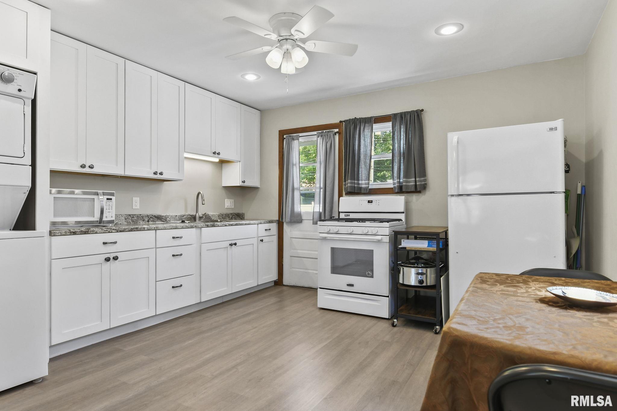 3336 South 1st Street Springfield, IL 62703 - Photo 8 of 21