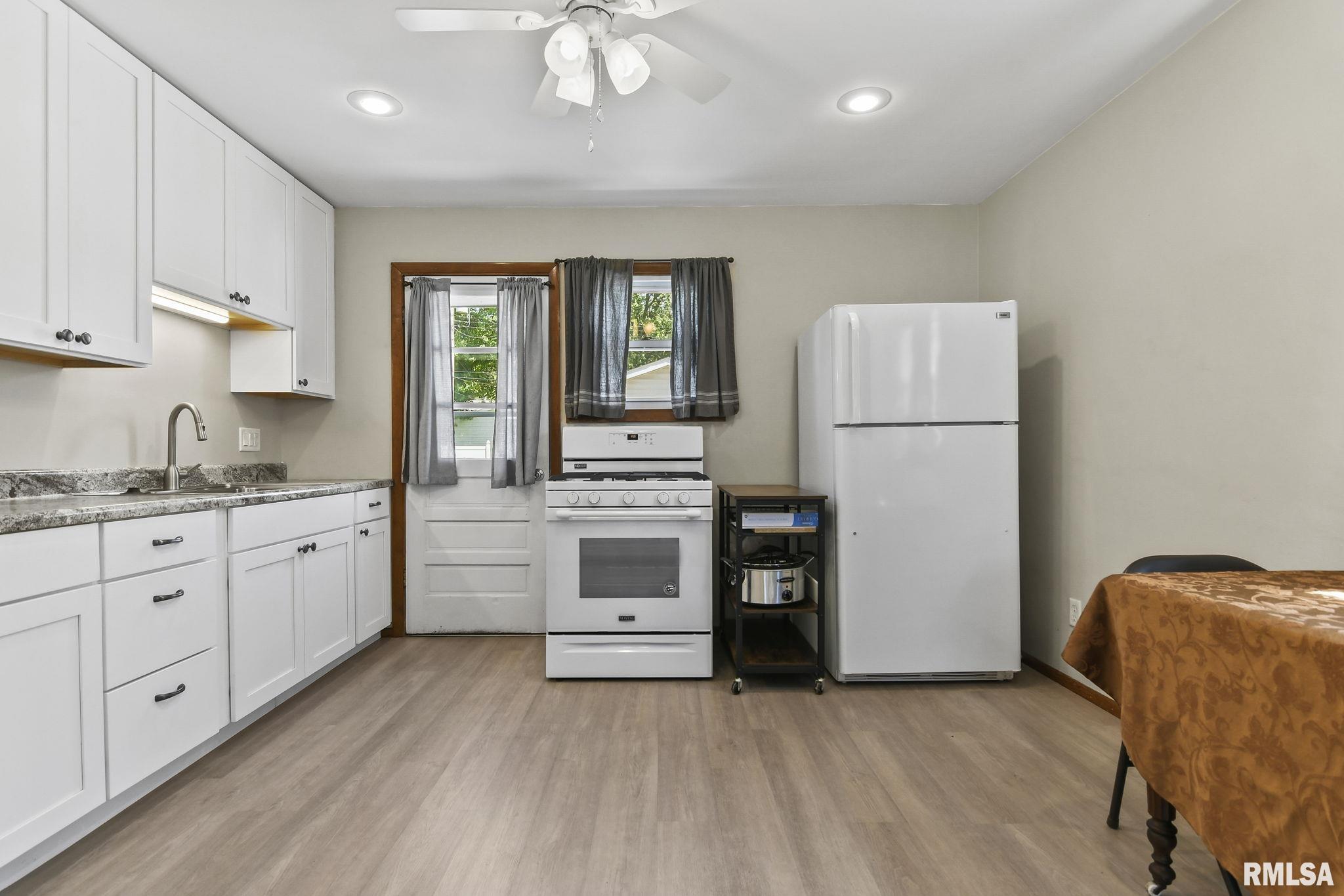 3336 South 1st Street Springfield, IL 62703 - Photo 9 of 21
