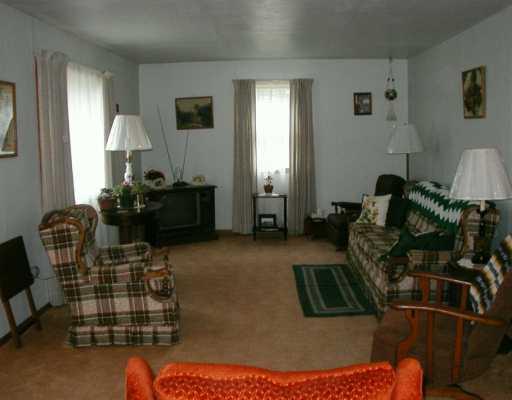 180 Blakely Road Butler, PA 16002 - Photo 3 of 8 Living Room.