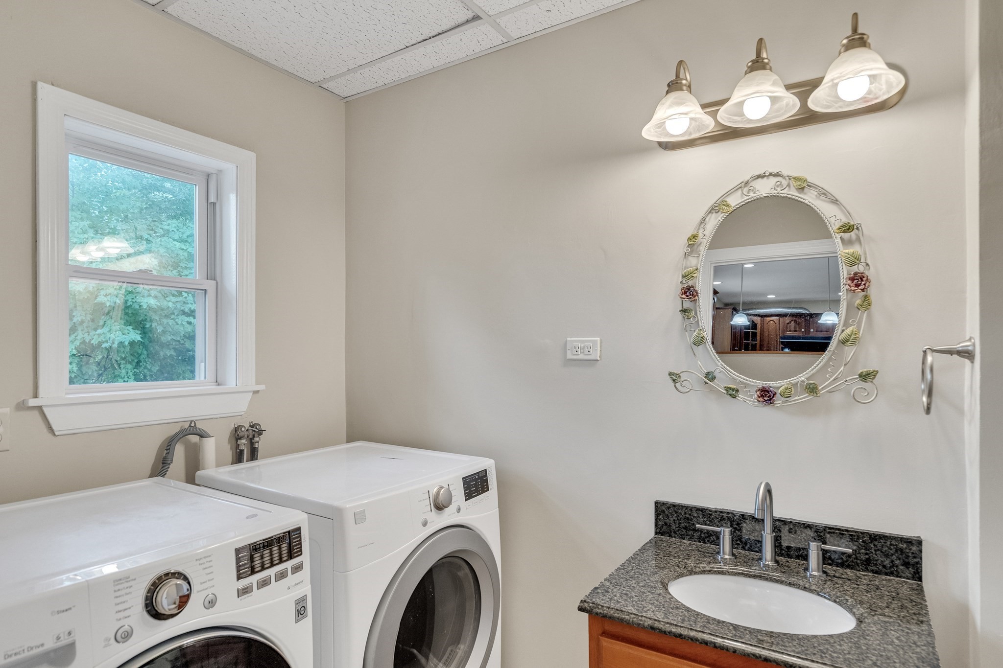 3 Cathy Road Burlington, MA 01803 - Photo 10 of 23 Gallery Image 10