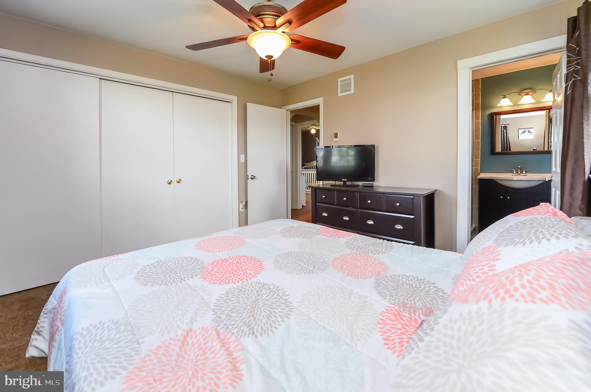 471 Whig Lane Road Pilesgrove, NJ 08098 - Photo 17 of 26