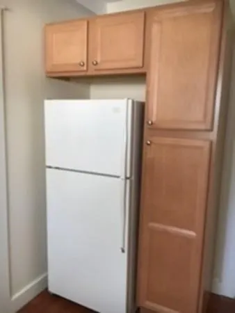 $2,200 | 14 Hawkes Street, Unit 2, Marblehead, MA 01945