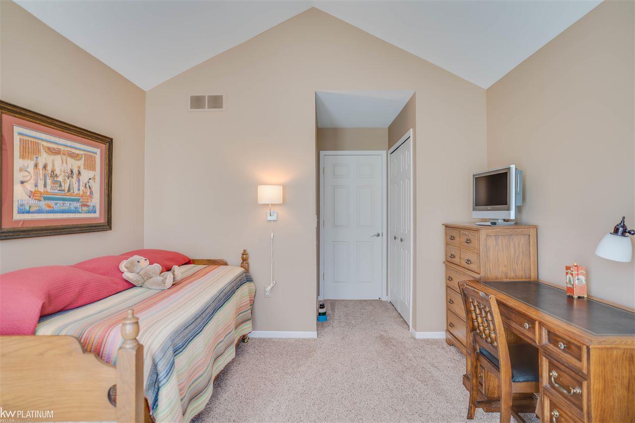 971 Churchill Circle Rochester, MI 48307 - Photo 21 of 25
