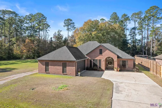 $425,000 | 29601 Melanie Street, Walker, LA 70785