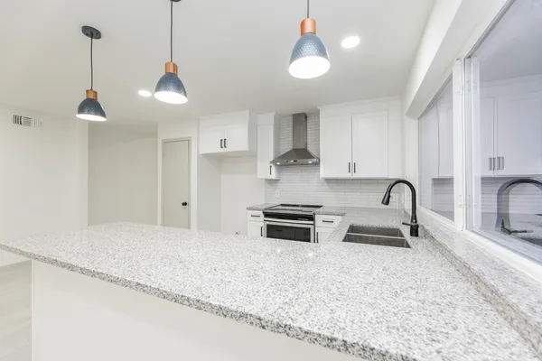 $2,500 | 7115 Falling Waters Drive, Spring, TX 77379