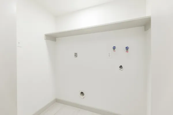 $2,400 | 7115 Falling Waters Drive, Spring, TX 77379