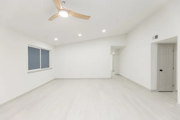 $2,500 | 7115 Falling Waters Drive, Spring, TX 77379