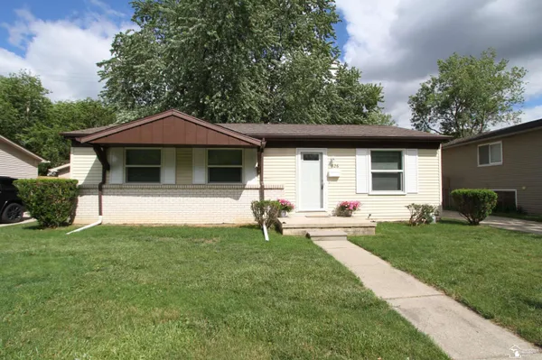 $254,900 | 626 John Rolfe Drive, Monroe, MI 48162
