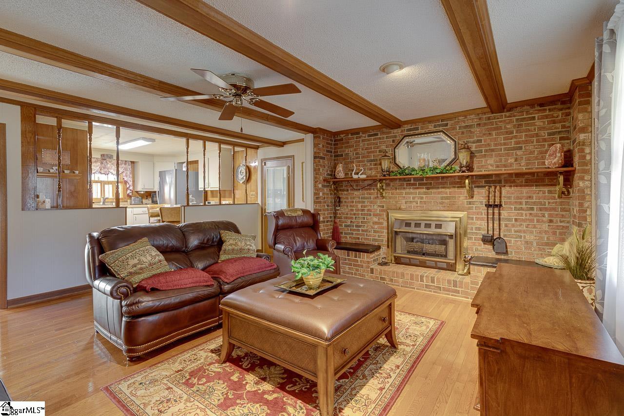 630 Lindley Road Piedmont, SC 29673 - Photo 9 of 35 Gallery Image 9