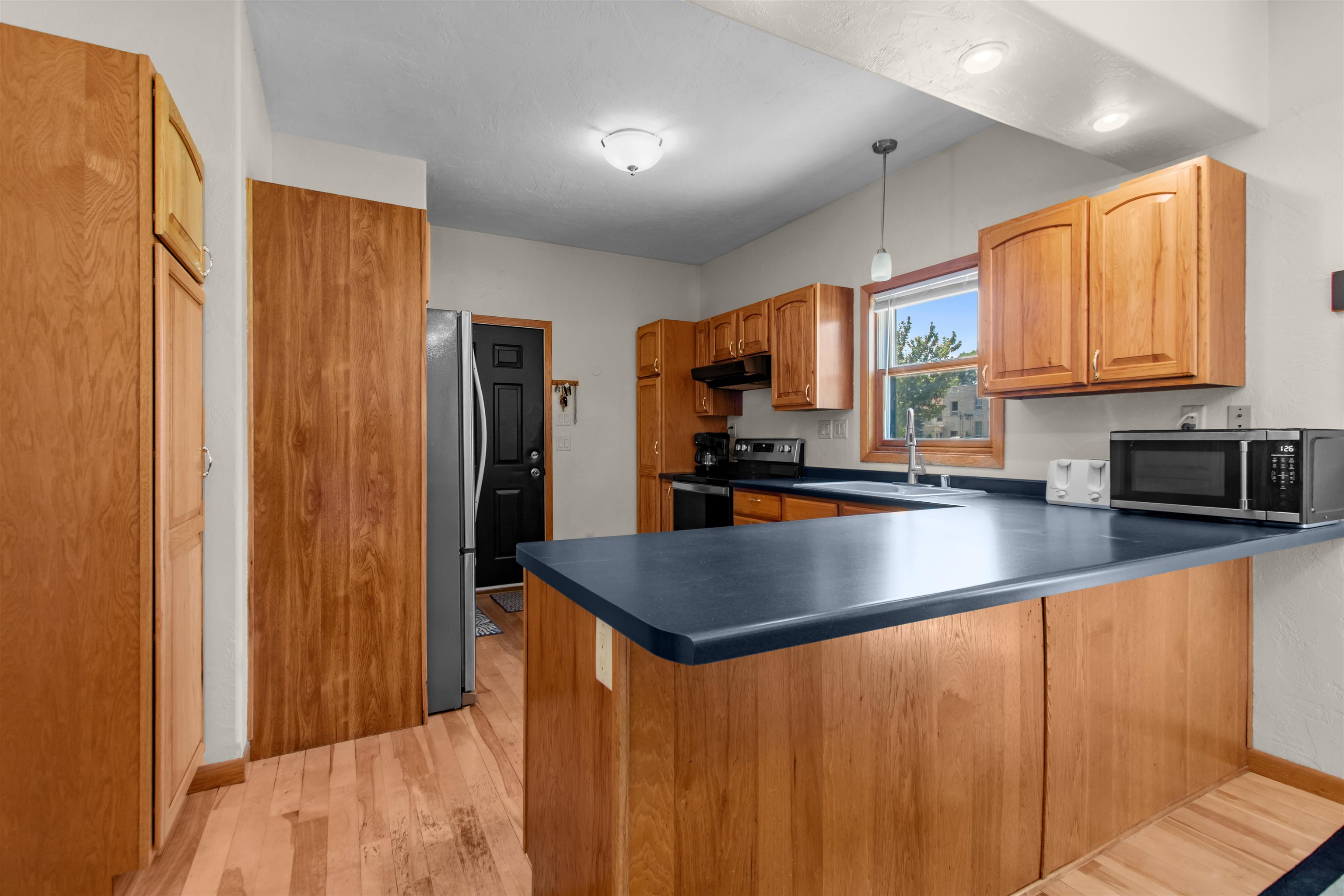 301 East Harrison Street Appleton, WI 54915 - Photo 12 of 28